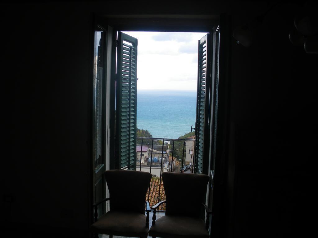 Siciliana Apartment Caronia Ngoại thất bức ảnh
